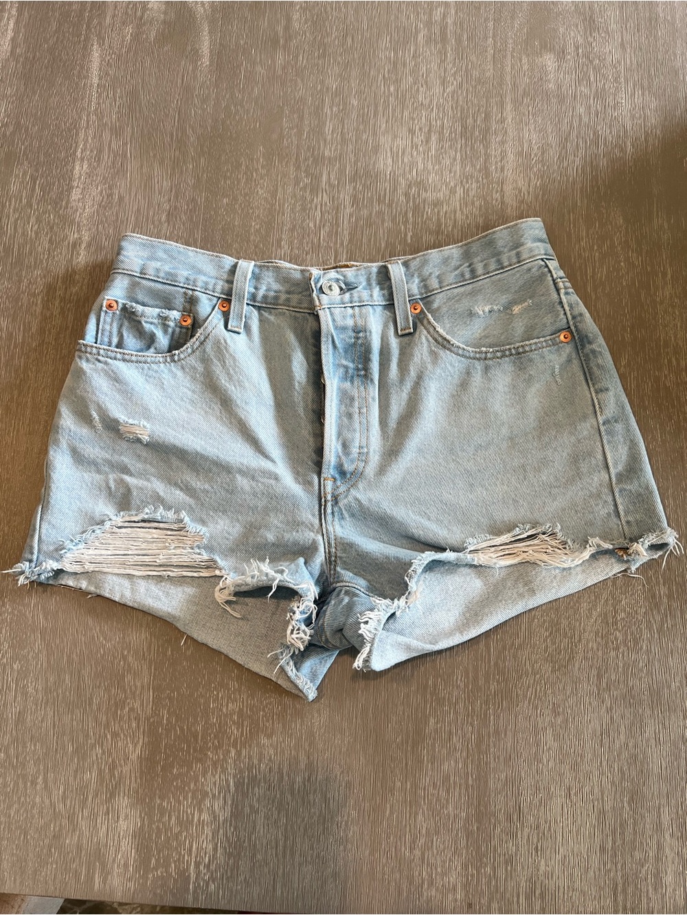 Levi’s Light Blue Distressed 501 Denim Shorts Women size 29